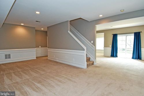 6022 Slippery Rock Rd, Haymarket VA  20169-3312 exterior