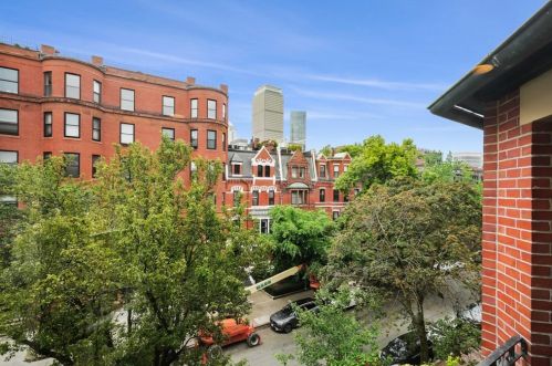 11 Exeter St, Boston MA  exterior