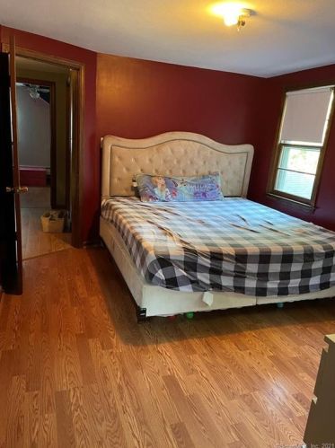 1675 Hartford Tpke, North Haven CT  06473-1246 exterior