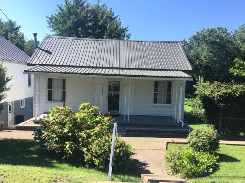 52712 Ohio Ave, Beallsville, OH 43716-9570