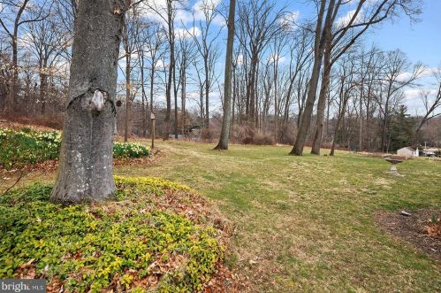 105 Ivy Ln, Glen Mills PA  19342-1319 exterior