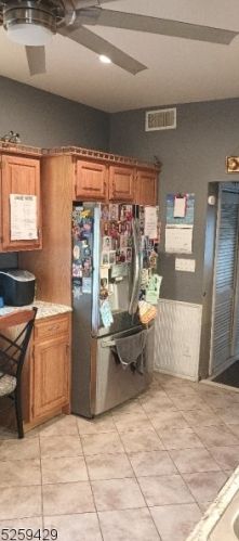 15 John St, West Milford Lakes NJ  07480-2138 exterior