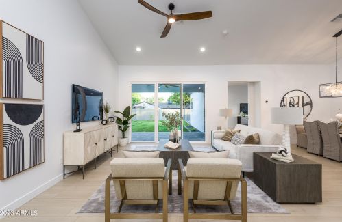 4039 Avalon Dr, Phoenix AZ  85018-7105 exterior