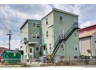 52 Medford St, Somerville, MA 02143-4232