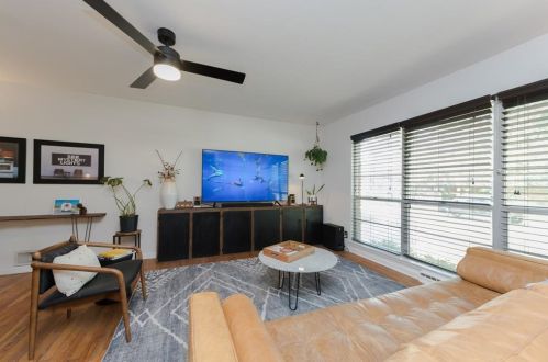 2503 Glenwood Ln, Denton TX  76209-1125 exterior