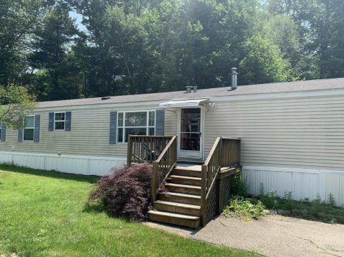 25 Zealand Park, Seabrook, NH 03874-4168