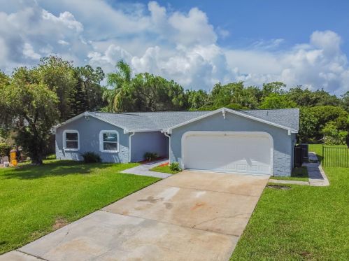 6036 Westport Dr, Port Richey, FL 34668-3640