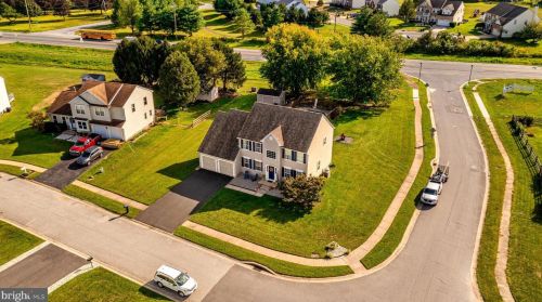 101 Stoneridge Pl, Bear DE  19701-1952 exterior