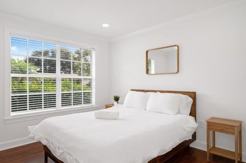 413 Philadelphia Dr, Jupiter FL  33458-4245 exterior