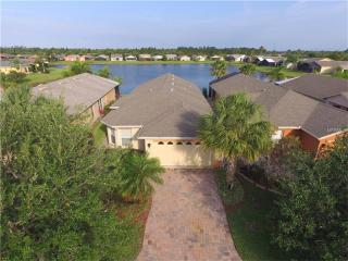 417 Grand Canal Dr, Kissimmee FL  34759-4351 exterior