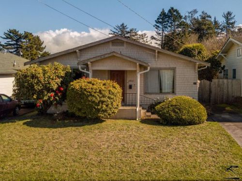 2443 K St, Eureka CA  95501-1926 exterior