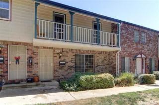 5231 Gibbons Dr, Carmichael, CA 95608-2123