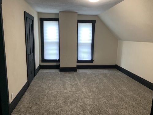 211 Market St, Washington Ch OH  43160-1353 exterior