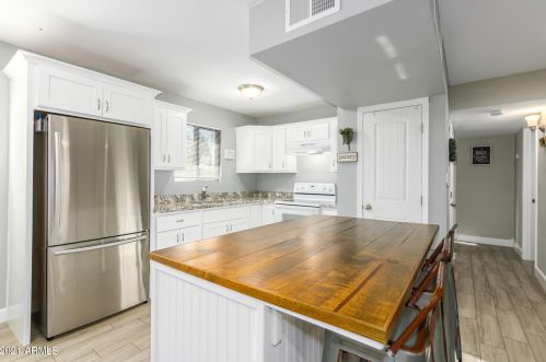 4842 20th St, Phoenix AZ  85040-2509 exterior