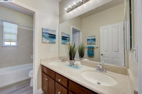 3234 Browntail Way, San Ramon CA  94582-5242 exterior