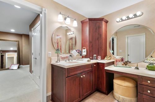 1512 Sonoma Ct, Crown Point IN 46307-2687 exterior