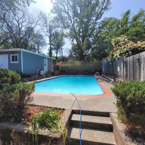 475 9 St, Lakeport CA  95453-4220 exterior