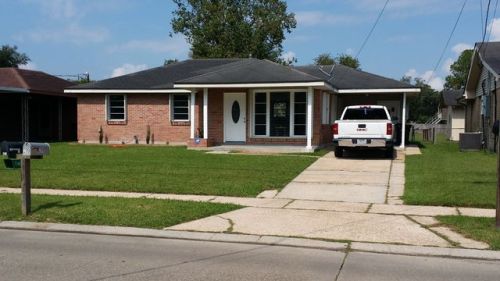 210 Elysian Dr, Houma, LA 70363-6917