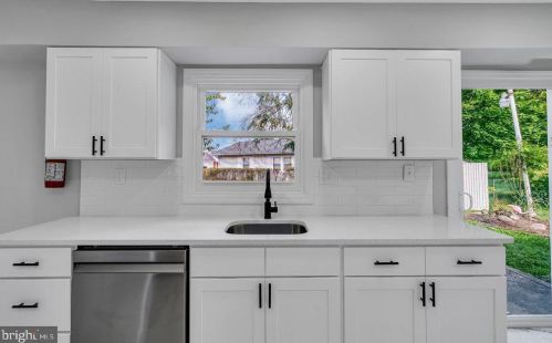 188 Tiffany Ln, Willingboro NJ  08046-3855 exterior