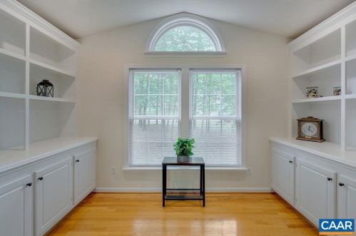 79 Ponderosa Ln, Bybee VA  22963-2405 exterior