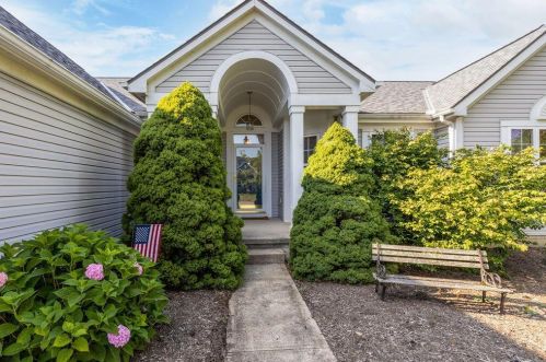 1922 Stargrass Ave, Darbydale, OH 43123-9438