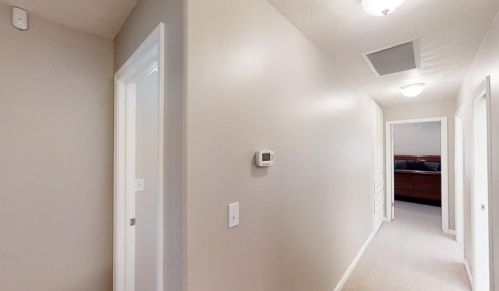 3960 Michelle Lynn Ct, Turlock CA  95382-8518 exterior