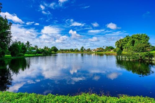 4070 Looking Glass Ln, Naples FL  34112-5027 exterior