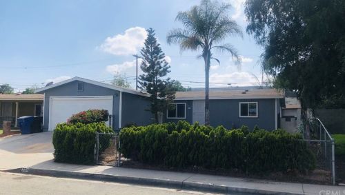 204 Whipple Mountain Rd, San Bernardino, CA 92410-2108