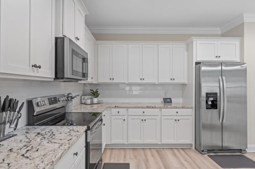 31 8th Ave, Shalimar FL  32579-1806 exterior