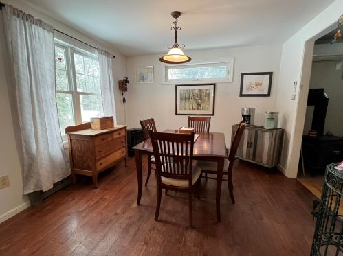 1 Ash St, Northwood NH  03261-3906 exterior