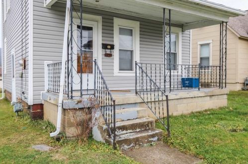 231 Arthur St, Zelienople, PA 16063-1004