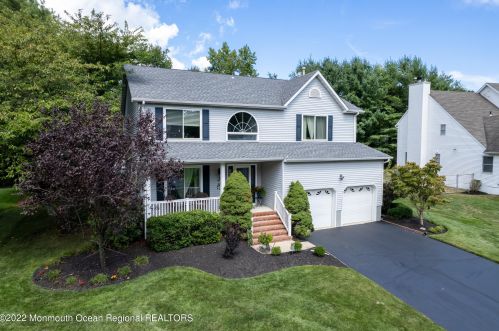 3 Princeton Ct, Tinton Falls, NJ 07724-9753