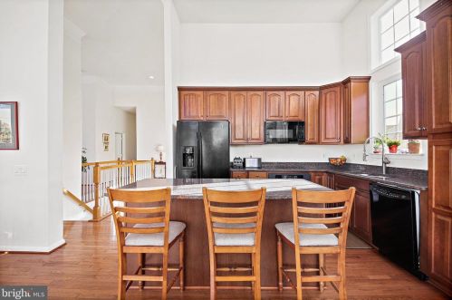 9450 Raith Ct, Bristow VA  20136-3505 exterior