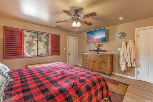 329 Fairway Blvd, Big Bear City CA  92314-8879 exterior