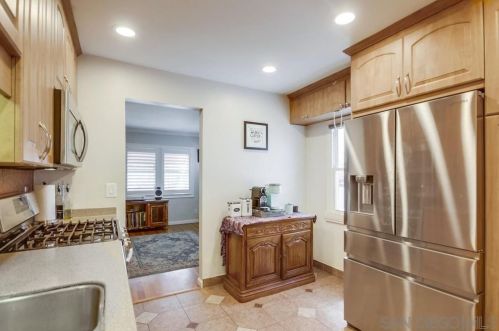 3082 Juniper St, San Diego CA 92104-5624 exterior