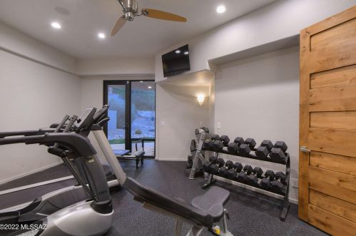 2116 Buck Rdg Pl, Tucson AZ exterior