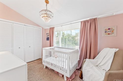 117 Harvard Ln, Seal Beach CA  90740-2508 exterior