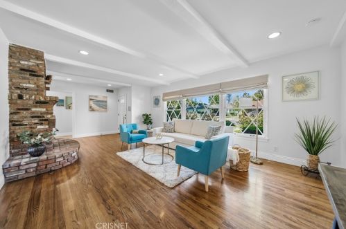 14950 Leadwell St, Van Nuys CA 91406-3030 exterior