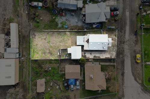 10829 Oak Ave, Armona, CA