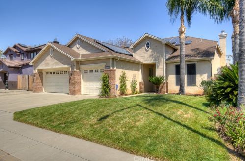 3335 Hornet Ave, Clovis, CA 93611-5589
