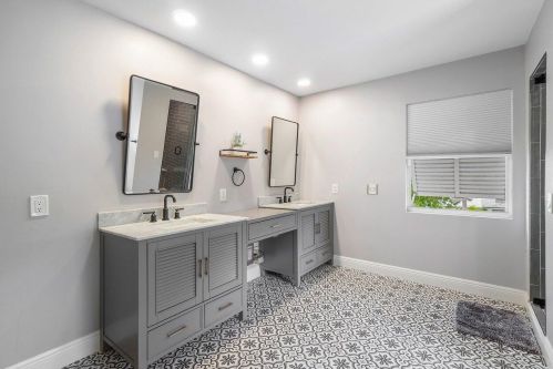 6260 Ocean Blvd, Boynton Beach FL  33435-5212 exterior