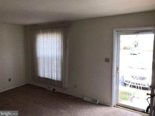 55 Forest Creek Dr, Dover DE  19904-6516 exterior