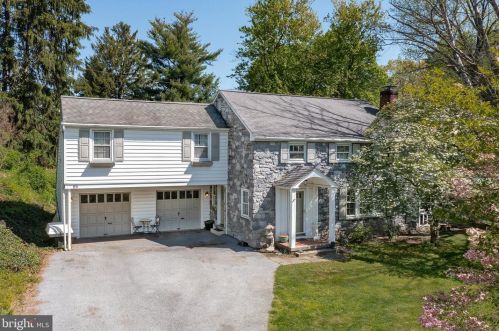 85 Peach Ln, Lancaster, PA 17601-3252