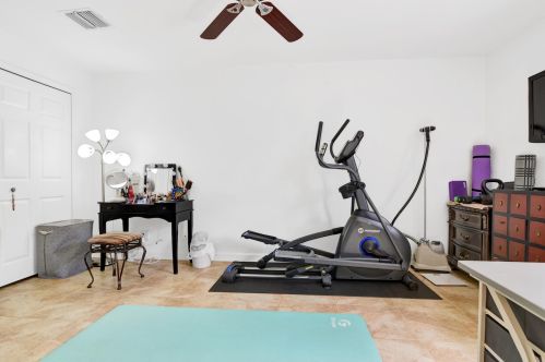 7219 Serrano Ter, Delray Beach FL  33446-2200 exterior