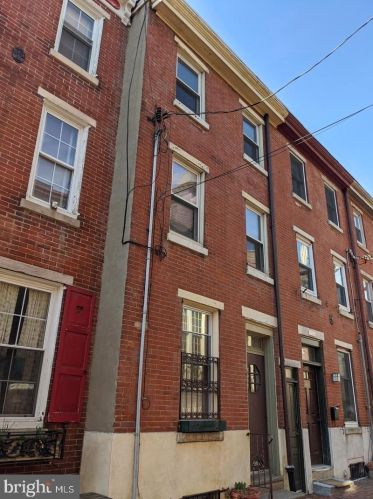724 Bodine St, Philadelphia PA  19123-2914 exterior