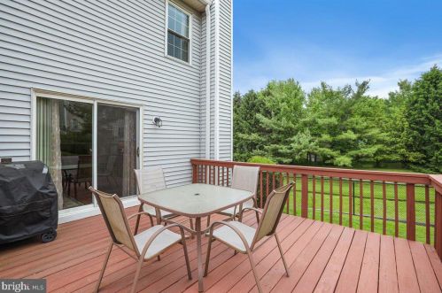 27 Heritage St, Trenton NJ exterior