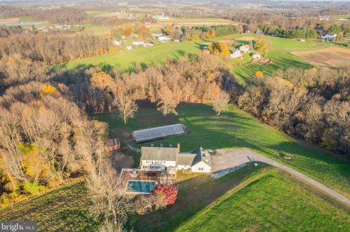 269 Mount Airy Rd, Smithville PA  17560-9762 exterior