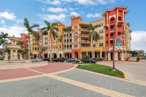 451 Bayfront Pl, Naples FL  34102-6469 exterior