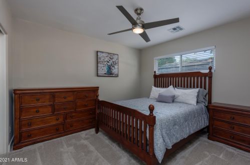 3402 35 Pl, Phoenix AZ 85032-5117 exterior