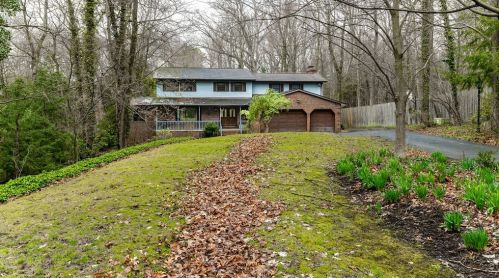 136 Dehaven Rd, Beaver Falls, PA 15010-9712
